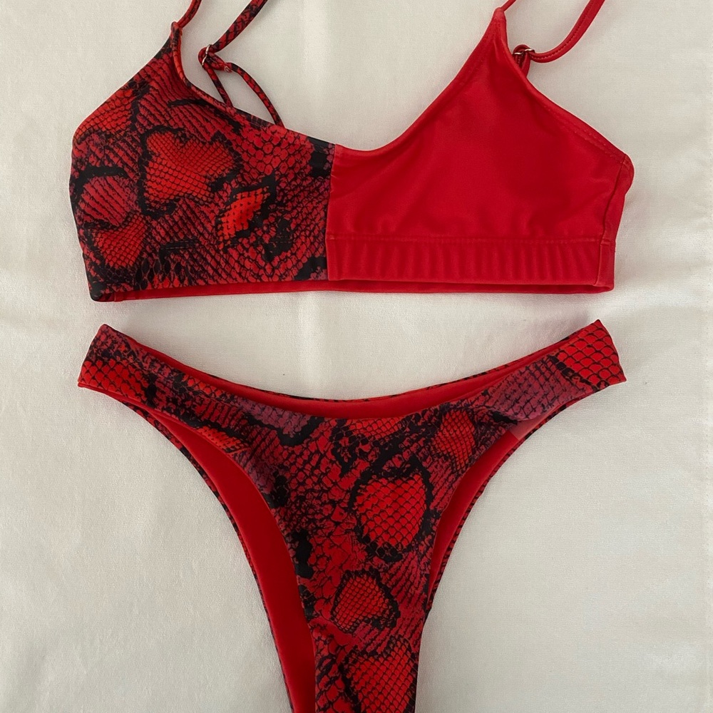 NWOT RED SNAKE SKIN SHEIN BIKINI!